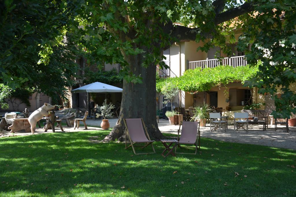 Le Mas De Gion Arles Exterior photo